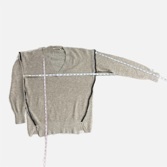 Lovestitch Ren Pullover V-Neck Sweater Size Small Oatmeal/Black Bohemian - Picture 13 of 14